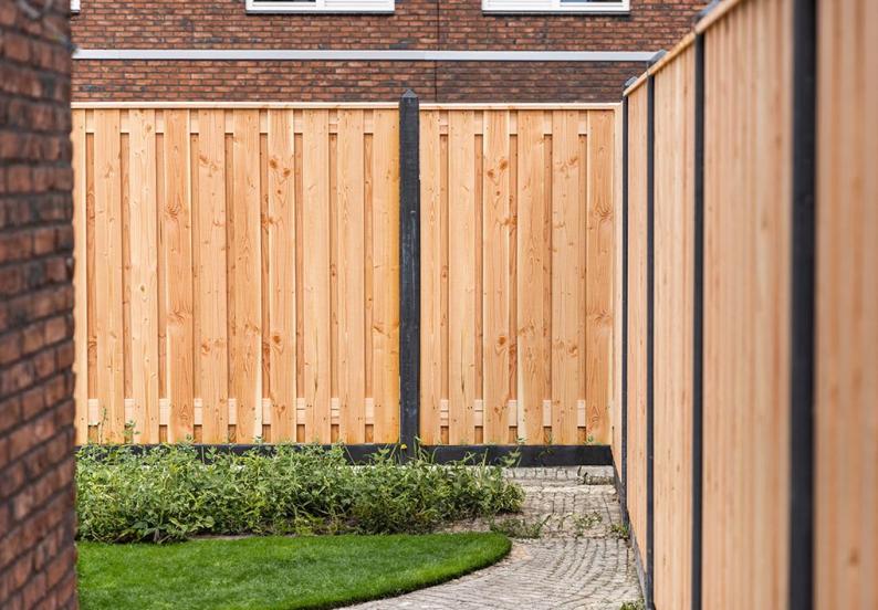 Hout-Betonschutting 